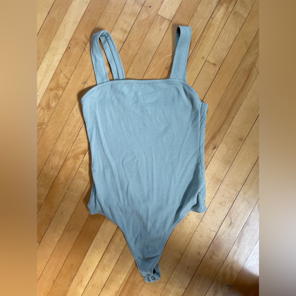 🚨🚨SOLD🚨🚨American eagle bodysuit